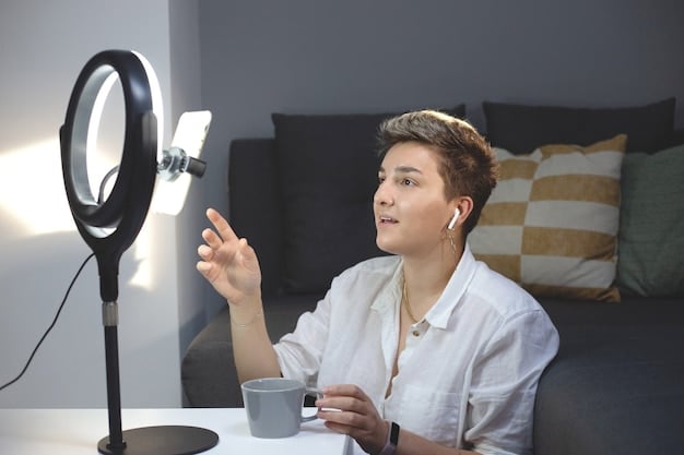 A person participating in a video call with a clear, well-lit image thanks to a ring light and a high-definition webcam. The audio setup includes a USB microphone placed strategically on the desk.
