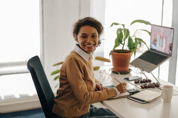 The Ultimate Guide to Making Money Online with Social Media Marketing